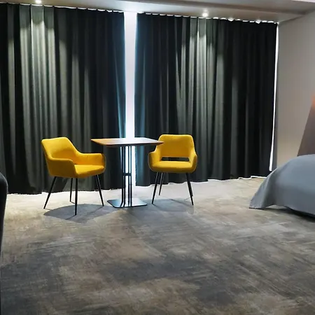 Aniroc Signature Hotel-2