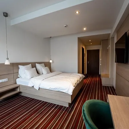 Hotel Oscar-2