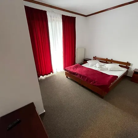 Cabana Izvoarele Doftanei-2