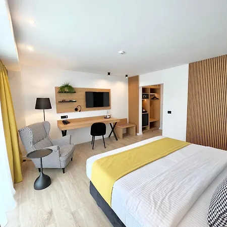 Krystal Boutique Mansion-2