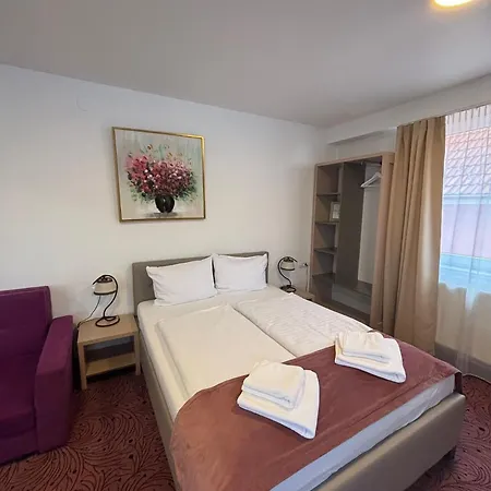Simar Bed & Coffee Guesthouse-2