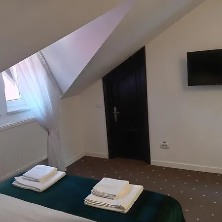 Păunașul Codrilor-2