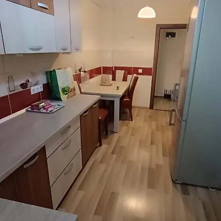 Hunyadi Luxury Ciresica-2