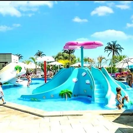 Antonia Alezzi Beach Resort-2