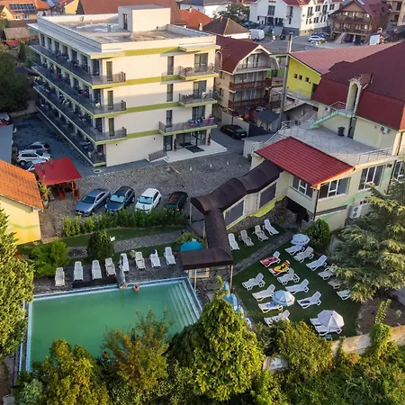 Hotel Nicoleta-3