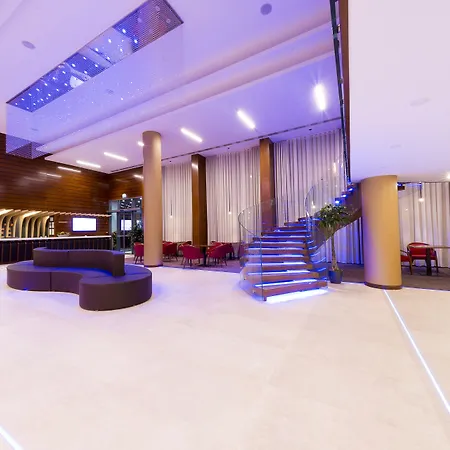 Hotel Transilvania-2