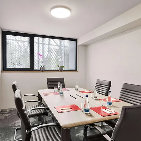 Ramada By Wyndham Slatina Parc-2