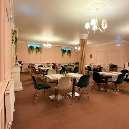 Astoria Hotel & Spa-3