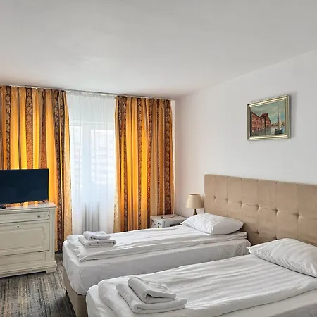 Hotel Cetate-3