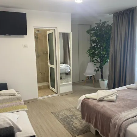 Suzana Garden-3