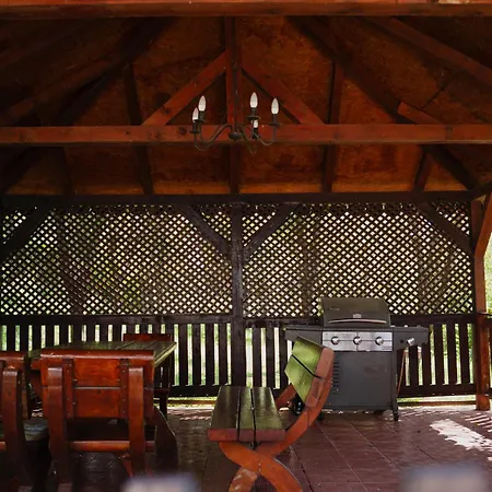 Cincis By The Lake-3