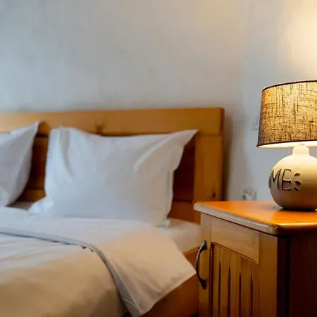 Cob Village - Casute din lut, self check-in, experienta in natura-2