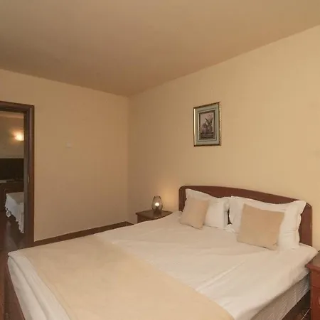Hotel Corina-2