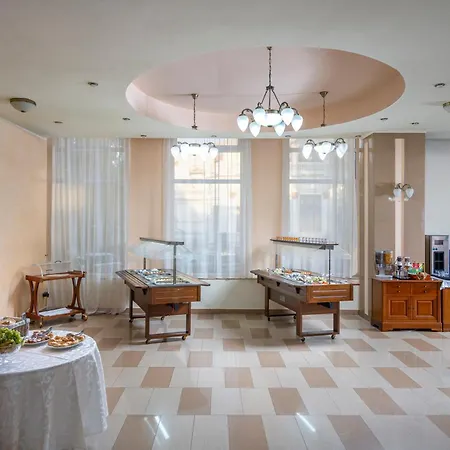 Hotel Traian-2