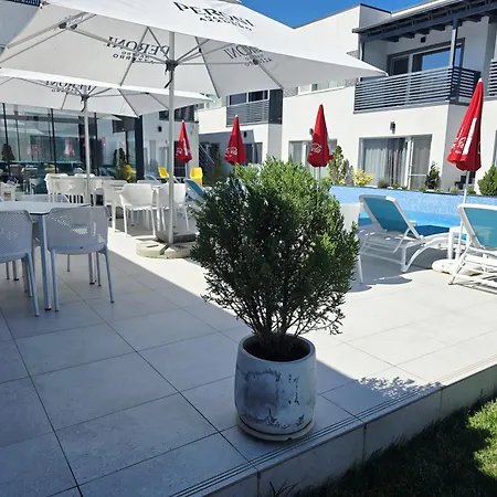 Bunga Bunga Resort Mamaia Nord-3