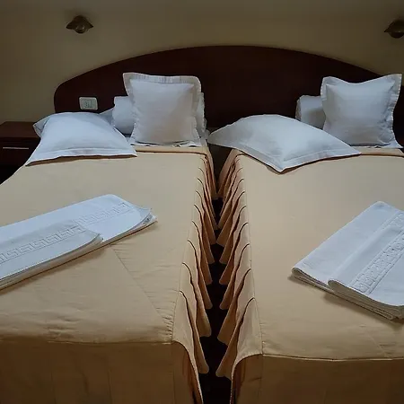 Hotel Iris-2