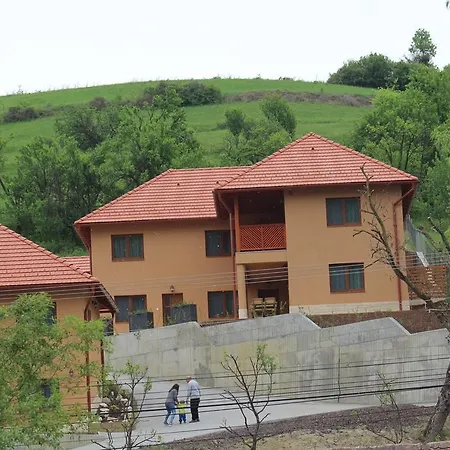Casa 77*** Praid-3