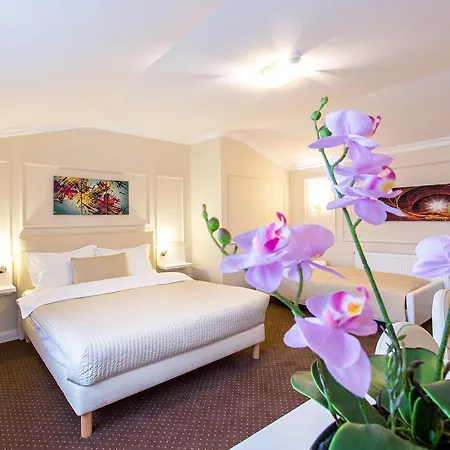 Prestige Hotel-3