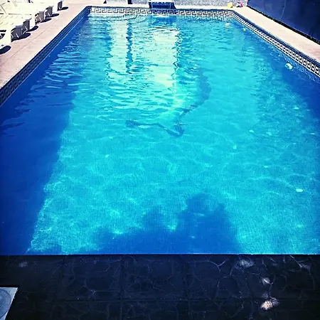Blue Lagoon-3