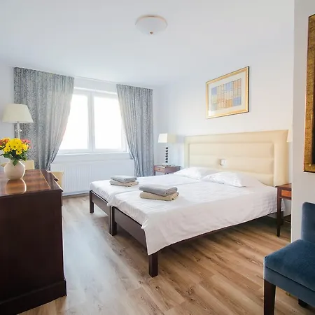 Hotel Eka-3