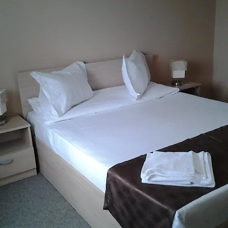 Hostel Nova Route-3