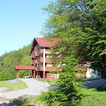 Monte Cervo Bio Hotel & Spa-3