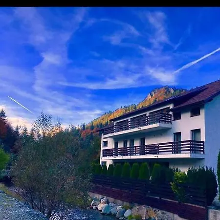 House Of River-3