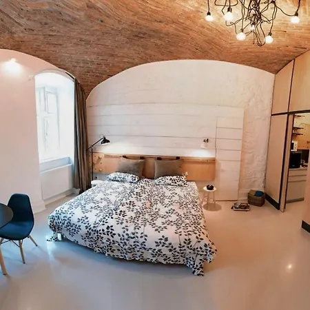 Studio K In Hitoric City Centre-2