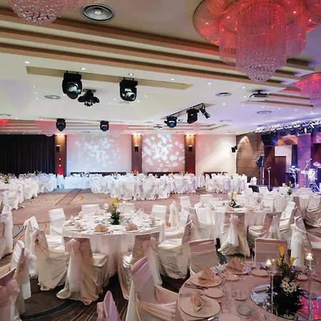 Hotel Ramada Pitesti-3