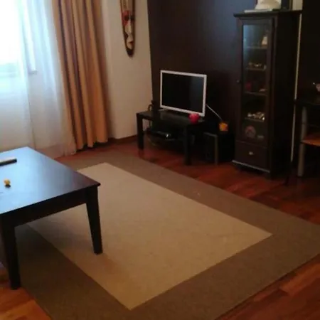 Apartment Partia Clabucet-3