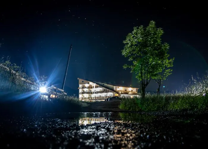 Perla Apusenilor Hotel Albac, România