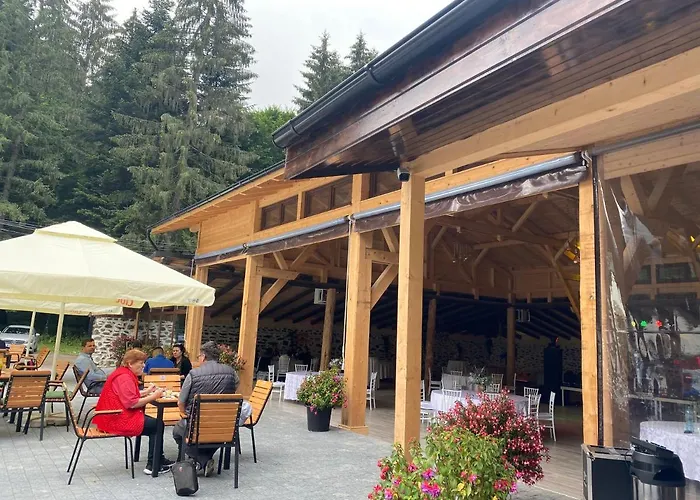 Hotel Pastravaria Popas Statiunea Climaterica Sambata, România