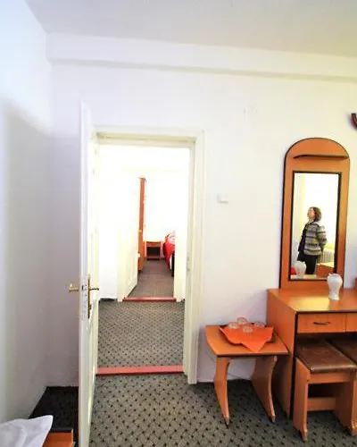 Hotel Brandusa