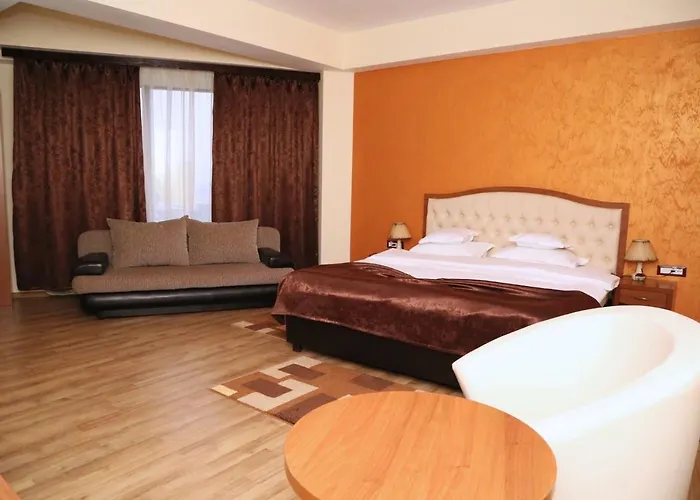 Hotel Crystal Palace Râmnicu Vâlcea, România