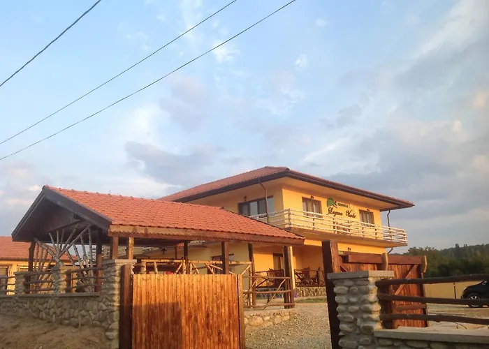 Laguna Verde Crivina , România