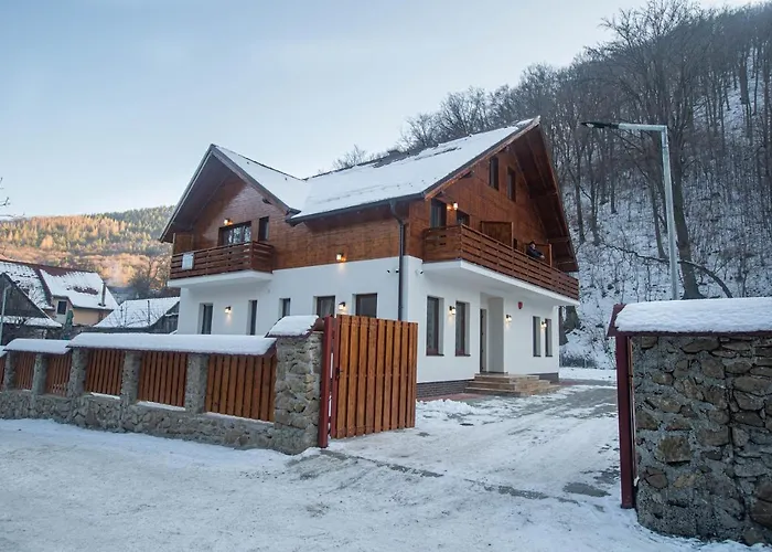Livada Amely Hotel Gales, România
