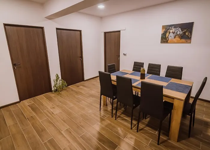 Sunset Inn Sângeorgiu de Mureş, România