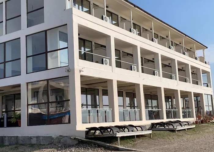 Palace Beach Resort
