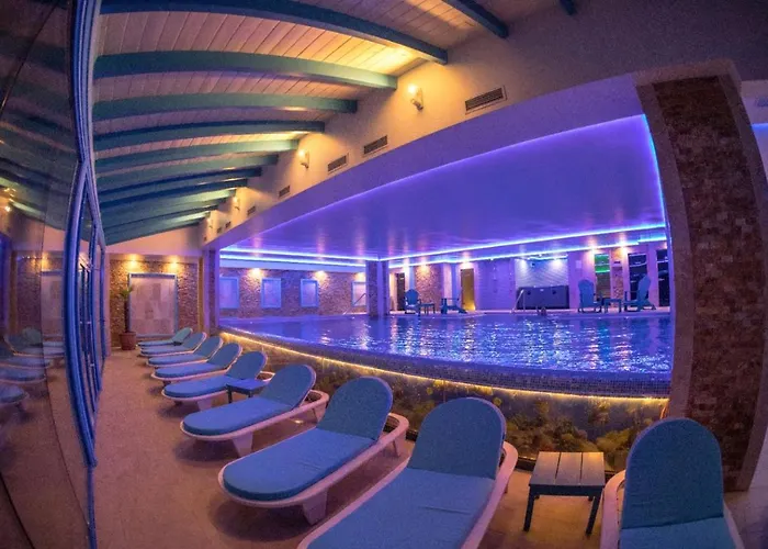Peninsula Resort & Aqua Spa
