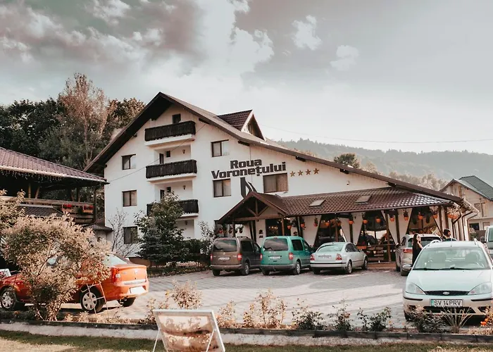 Roua Voronetului Hotel Gura Humorului, România
