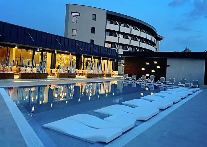 Hotel Aventus