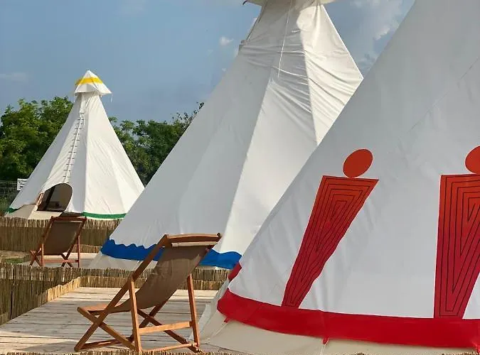 Teepee Corbu