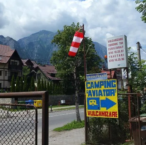 Camping Aviator Busteni, Parcela campare Corturi