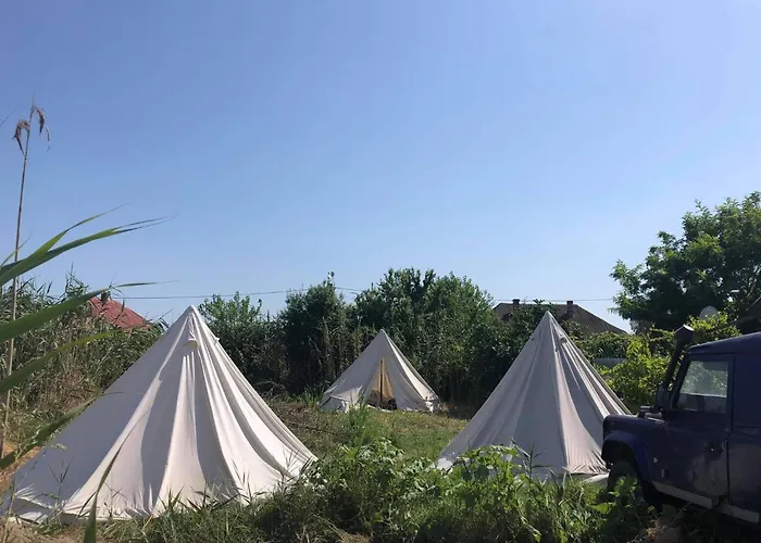 Danube Delta Hostel Homestay & Camping