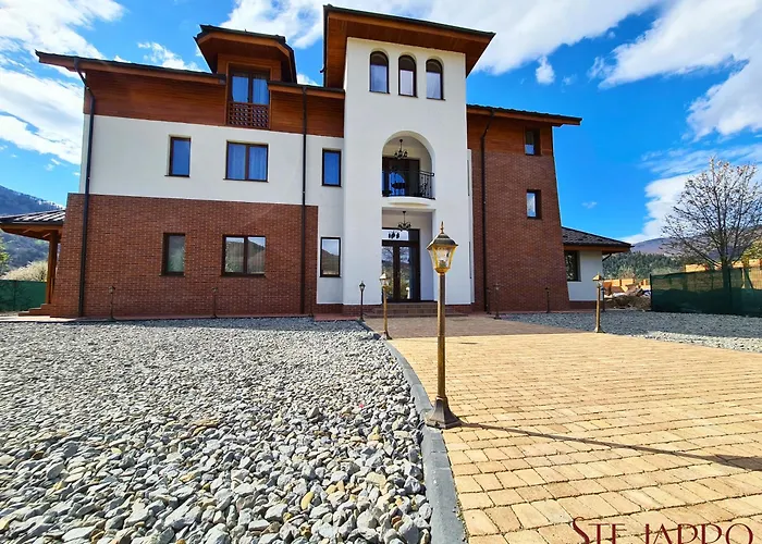 Stejarro Conac Moldovenesc Hotel Stejaru, România