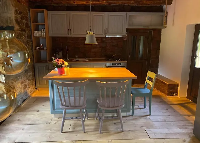 The Hunter House