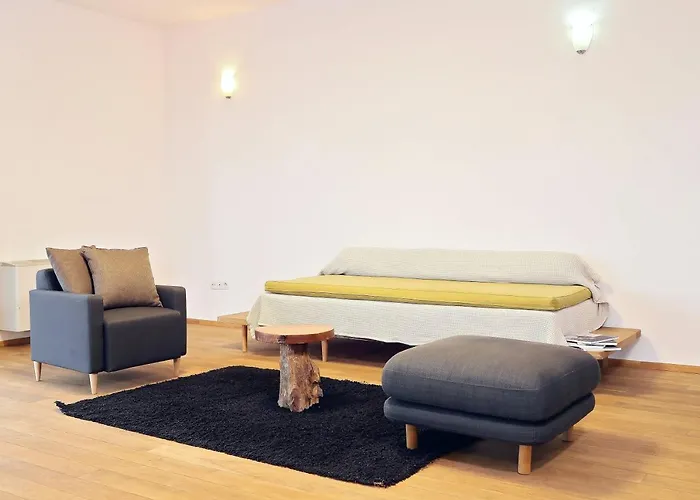 Living In Aparthotel