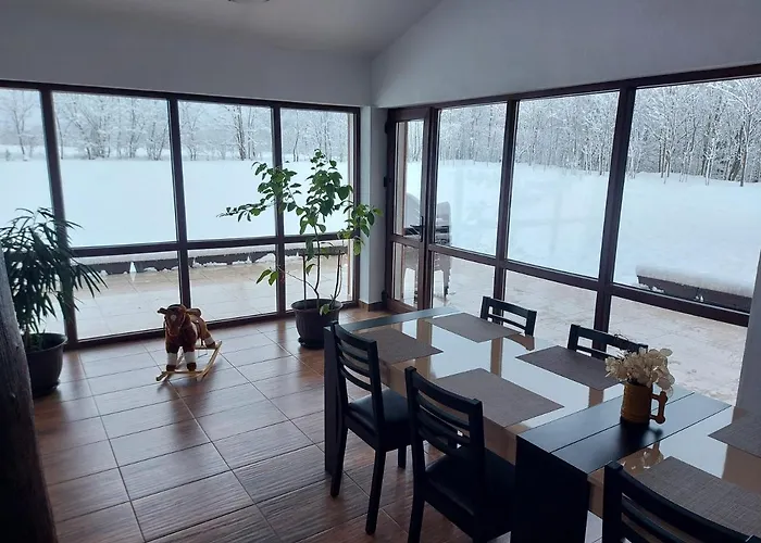 Popasul din Lunca Hotel Pui, România