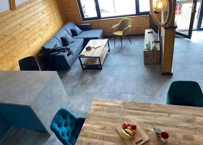 Marisel Escape- 3 Bedroom Holiday Home