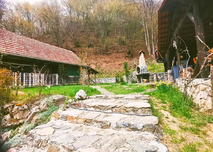 Casuta Bucuriei